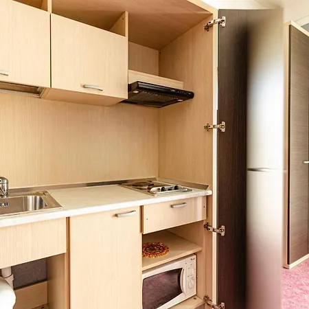 & מלון דירות בלריה-איגאה מרינה