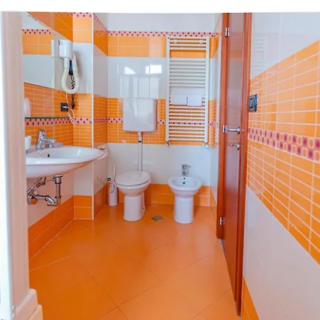 מלון דירות & בלריה-איגאה מרינה