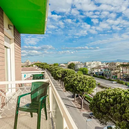 & 3* בלריה-איגאה מרינה