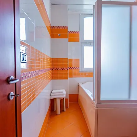 מלון דירות & 3*