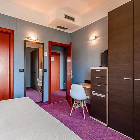 & 3* בלריה-איגאה מרינה