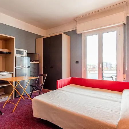 & מלון דירות 3*