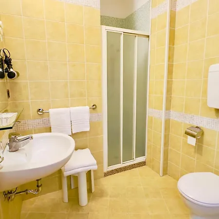 מלון דירות & בלריה-איגאה מרינה