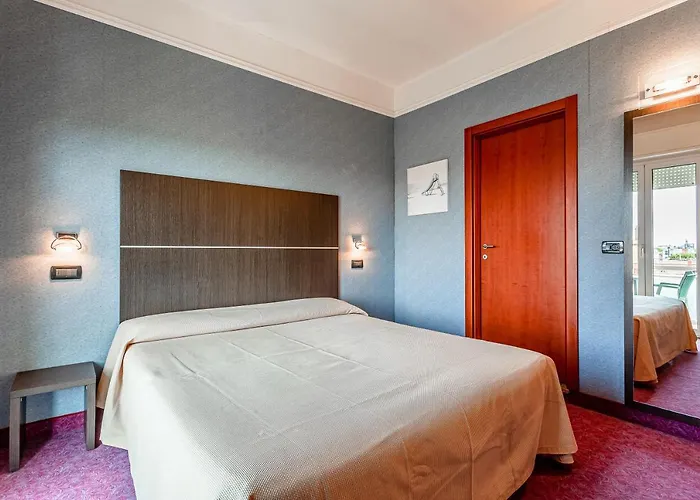 & Aparthotel
