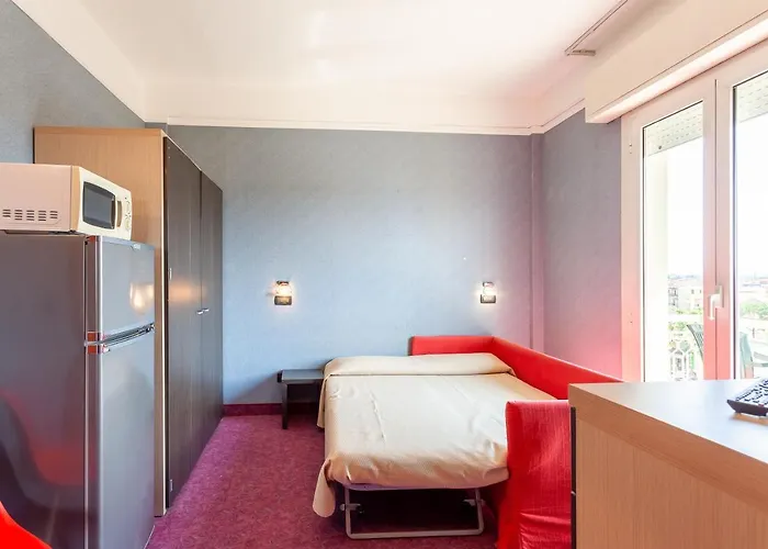 & Aparthotel 3*