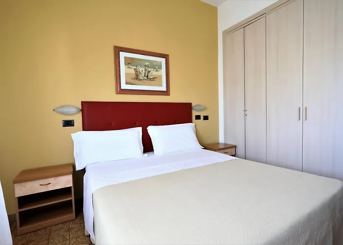 & Aparthotel 3*