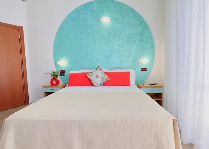 & Aparthotel